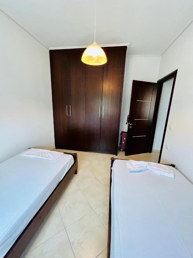 Sunshine Apartment Sarandë Exteriör bild